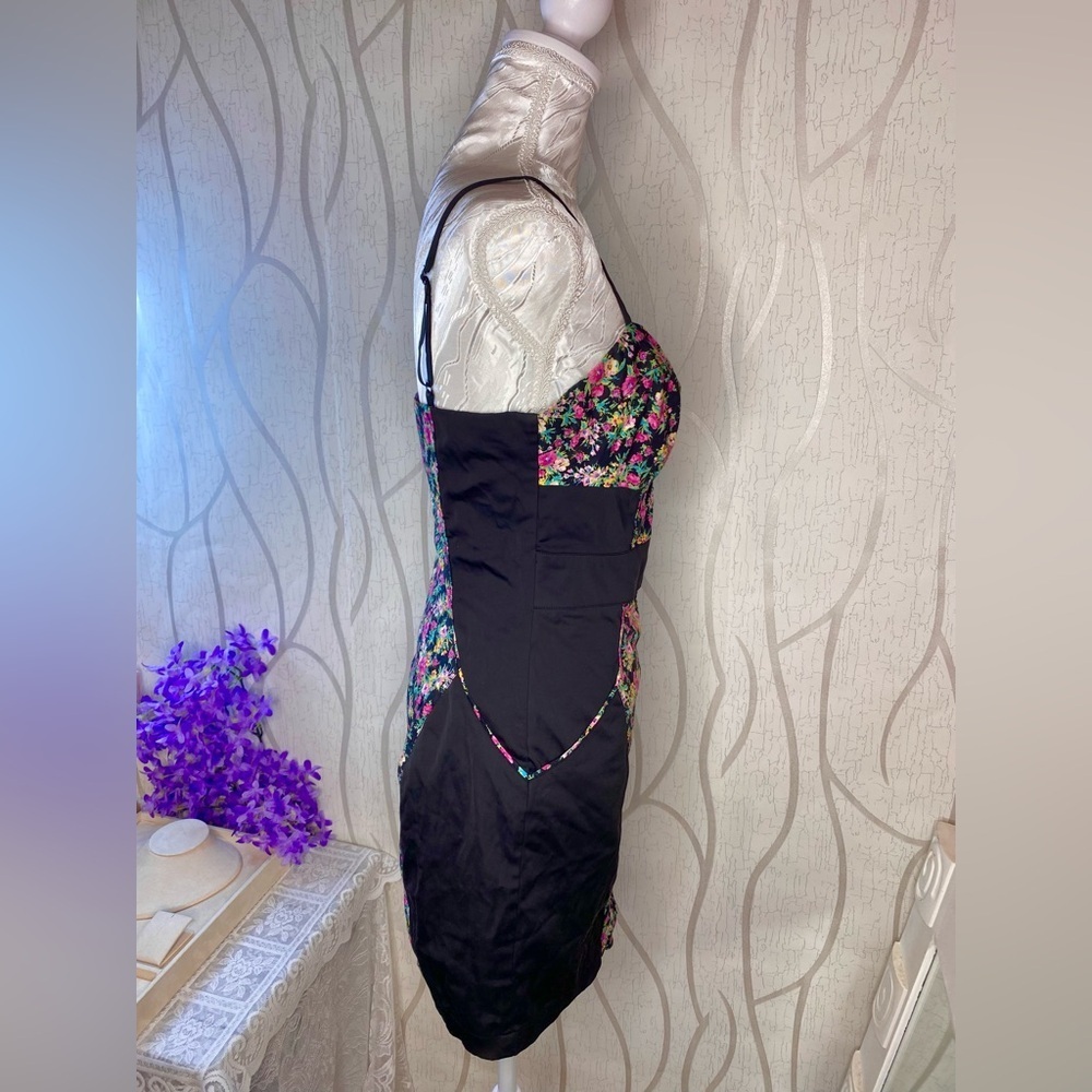 π· Guess π· Vintage Corset Style Floral Zipper Front Dress w/ Pockets - Picture 9 of 13